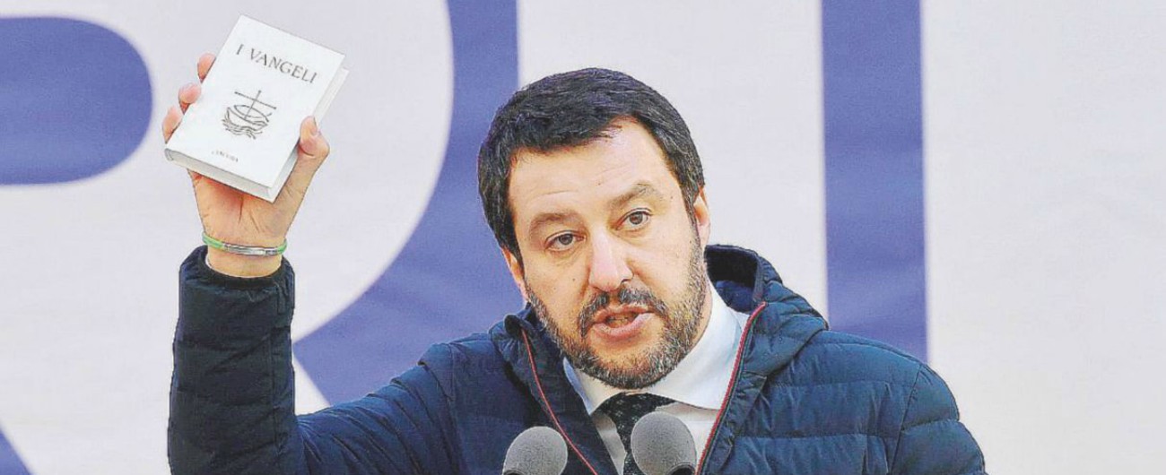 Salvini: “Via Genitore 1 e Genitore 2, sui moduli Viminale ‘madre’ e ‘padre’. Negozi marijuana legale? Fenomeno pericoloso”