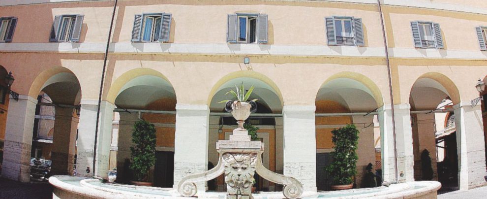 Carabinieri e Polizia: il 70% delle sedi a Roma è in affitto Carabinieri e Polizia: il 70% delle sedi a Roma è in affitto