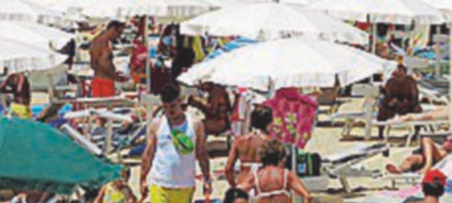 In concessione il 60% delle spiagge. Liguria al top di stabilimenti In concessione il 60% delle spiagge. Liguria al top di stabilimenti