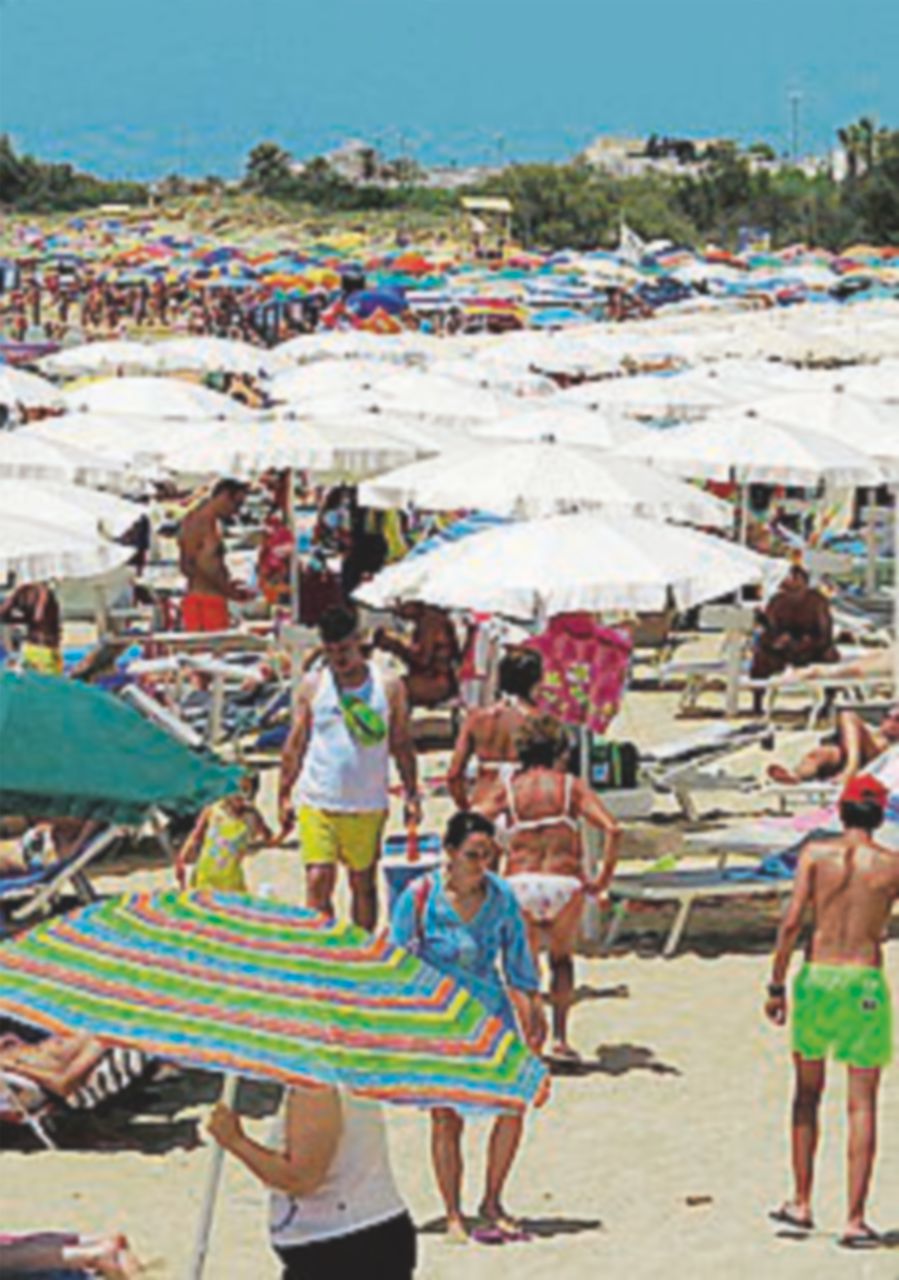 In concessione il 60% delle spiagge. Liguria al top di stabilimenti In concessione il 60% delle spiagge. Liguria al top di stabilimenti