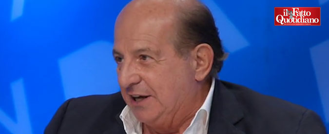 Copertina di Magalli: “Beppe Grillo? Quando faceva cabaret, fregava le mie battute. Ora rappresenta un po’ la nostra coscienza”