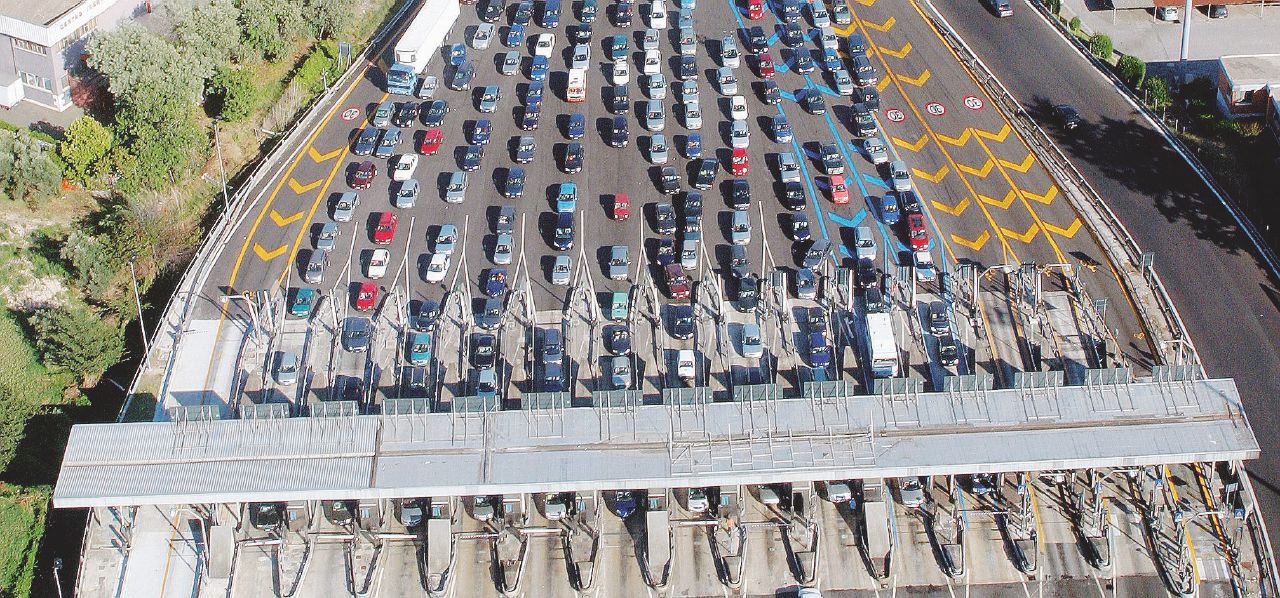 Salasso al casello: ecco la formula magica che fa ricchi gli operatori