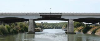 Copertina di Roma, dossier contrastanti e documenti fasulli: le condizioni del Ponte della Magliana diventano un caso
