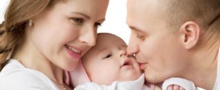 Copertina di Maternità, la proposta in Svizzera: congedo parentale di 38 settimane per i neo-genitori