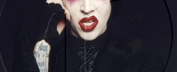 Marilyn Manson ha un malore sul palco: interrotto il concerto in Texas