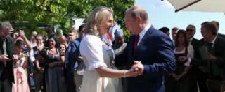 Copertina di Austria, Putin al matrimonio della ministra di ultradestra Karin Kneissl. Polemiche da Kiev: “Non siete neutrali