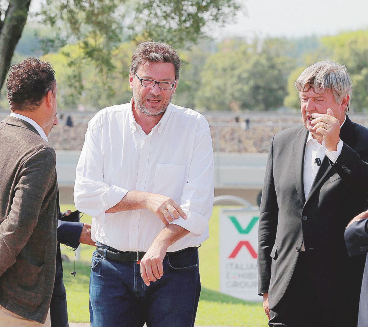 Copertina di Moody’s aspetta ottobre, ma la Lega sfida i mercati