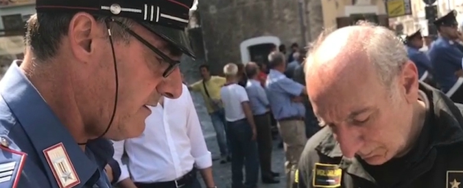 Copertina di Calabria, la speranza dei soccorritori: “Non rispondono ma la loro auto è stata trovata in un’altra zona”