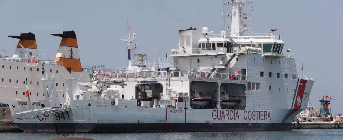 Diciotti, il report della Guardia costiera: “Una ‘nave fantasma’ maltese ha portato il barcone verso la zona Sar italiana”