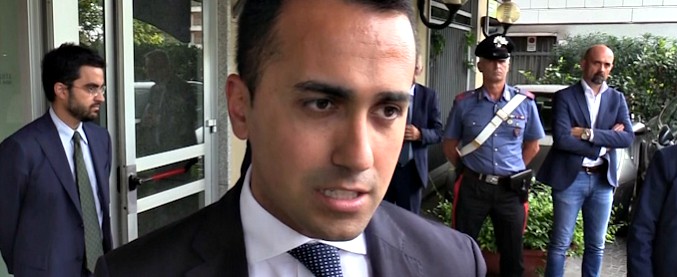 Copertina di Di Maio: “Se l’Europa domani non decide sulla Diciotti, M5s non è più disposto a dare soldi dell’Italia alla Ue”