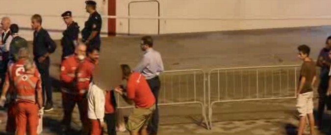 Copertina di Nave Diciotti, sbarcati a Catania 27 minori non accompagnati. Accolti da Cri e Save the children