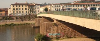 Firenze, il ponte Vespucci osservato speciale. Dopo l’allarme dell’Università il comune rassicura: “A settembre consolidamento”