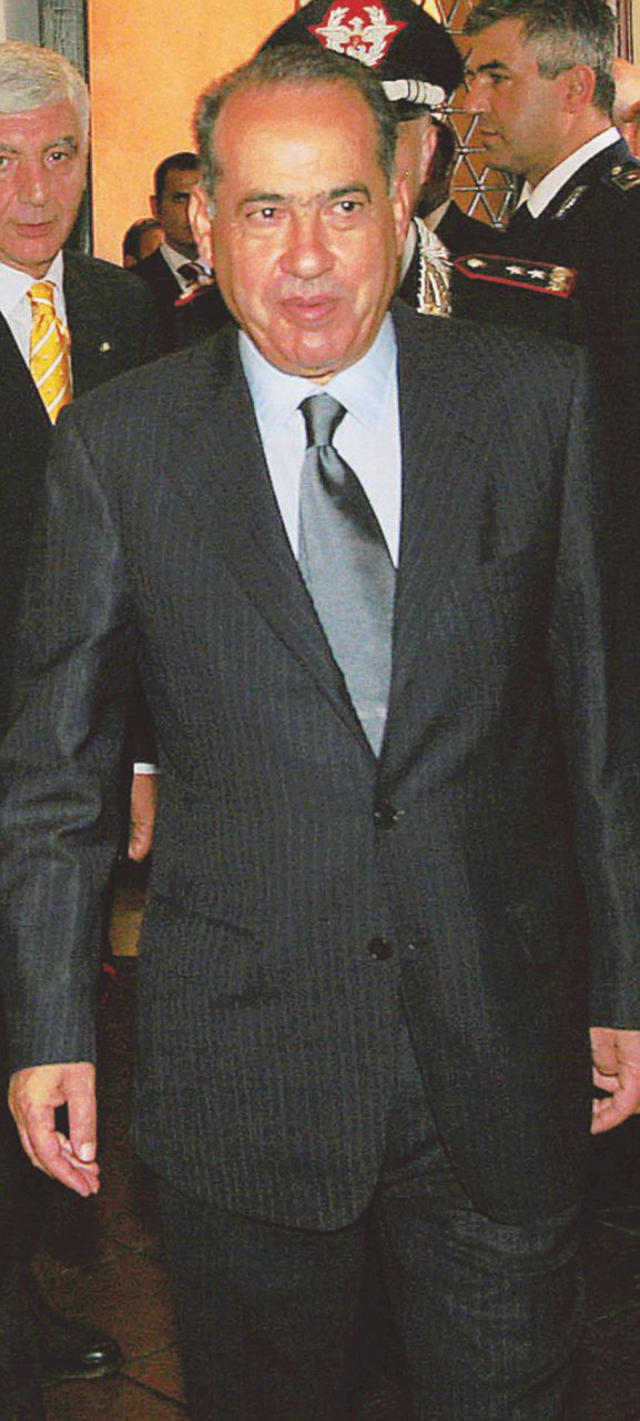 Copertina di Il caso Maroni: condannato in Europa, archiviato a Roma