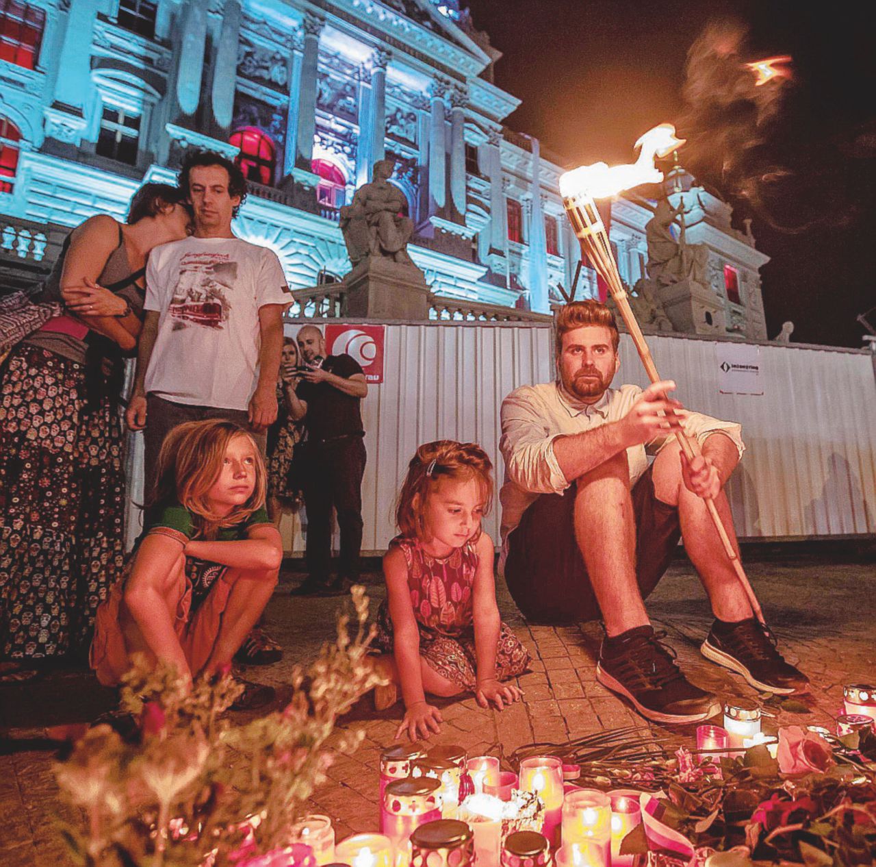 A metà tra Nato e Putin. Praga oggi ha due facce A metà tra Nato e Putin. Praga oggi ha due facce