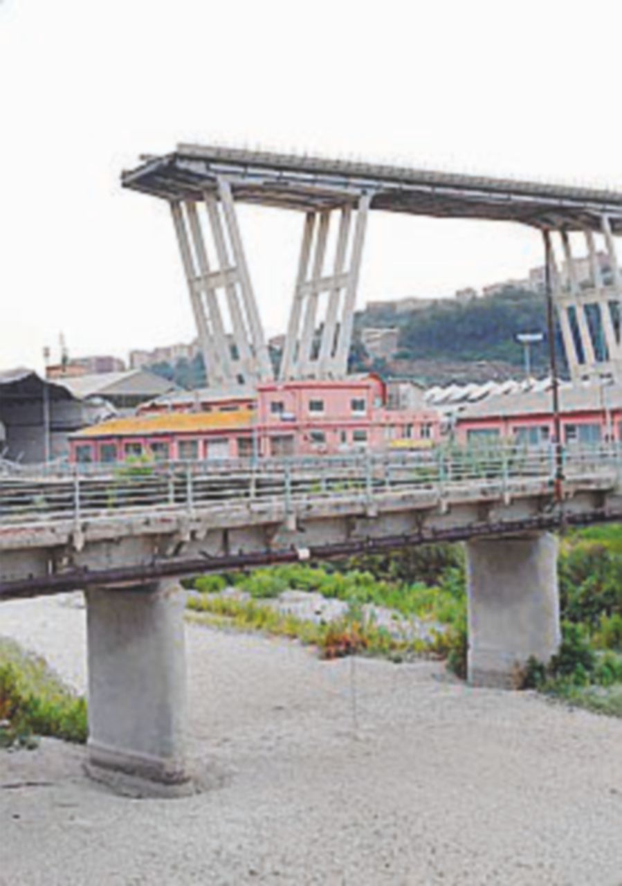 Il vice premier M5S: “Il ponte sarà rifatto da un’azienda statale”