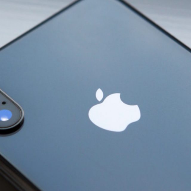 ”iPhone X a 1 euro”: è una truffa. Falsi articoli usati per rubare i dati agli utenti che si “mascherano” con la grafica di grandi siti