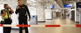 Copertina di Amsterdam, accoltellamento in stazione: tre feriti. Fermato l’aggressore