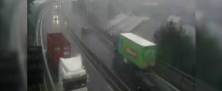 Copertina di Ponte Morandi, il nuovo video di Autostrade per l’Italia: passa il camion Basko, un blackout e poi il crollo