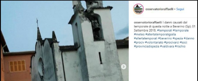 La Spezia, crolla parte del campanile della chiesa a Beverino: colpito da un fulmine