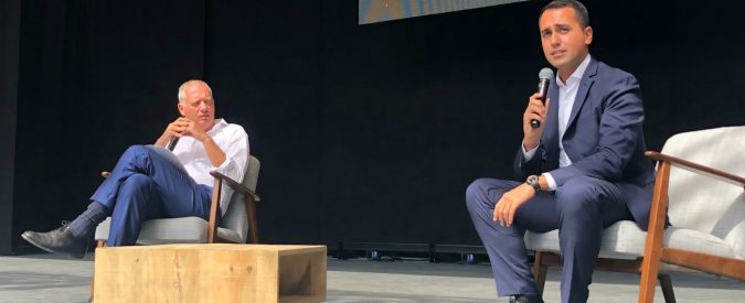 Di Maio alla Festa del Fatto: “Nella legge di Bilancio ci sarà il reddito cittadinanza per 5 milioni di poveri. Ascoltiamo gli italiani, non le agenzie di rating”