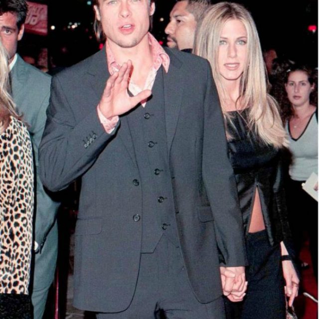 Brad Pitt e Jennifer Aniston, è di nuovo amore? La coppia insieme sul lago di Como, ospite di George Clooney
