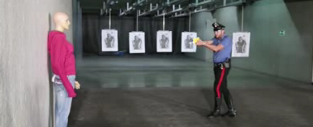 Copertina di Ecco i taser in dotazione ai Carabinieri. Prime prove a Napoli, sperimentazione dal 5 settembre in 12 città