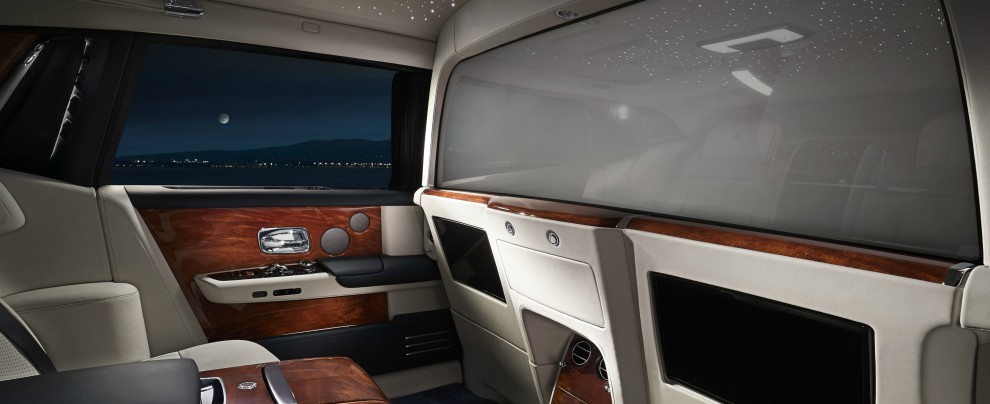 Copertina di Rolls-Royce Phantom, il lusso della riservatezza. Arriva la Privacy Suite – FOTO