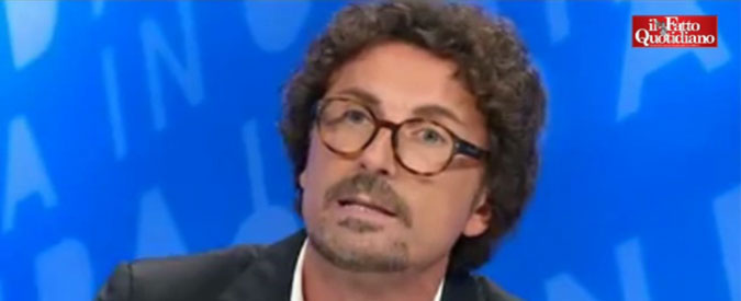 Copertina di Diciotti, Toninelli: “Gravissima la fuga dei migranti da Rocca di Papa”. Parenzo: “Non erano mica detenuti”