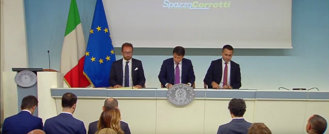 Copertina di Anticorruzione, la conferenza stampa dopo il Consiglio dei ministri con Conte, Di Maio e Bonafede. Segui la diretta