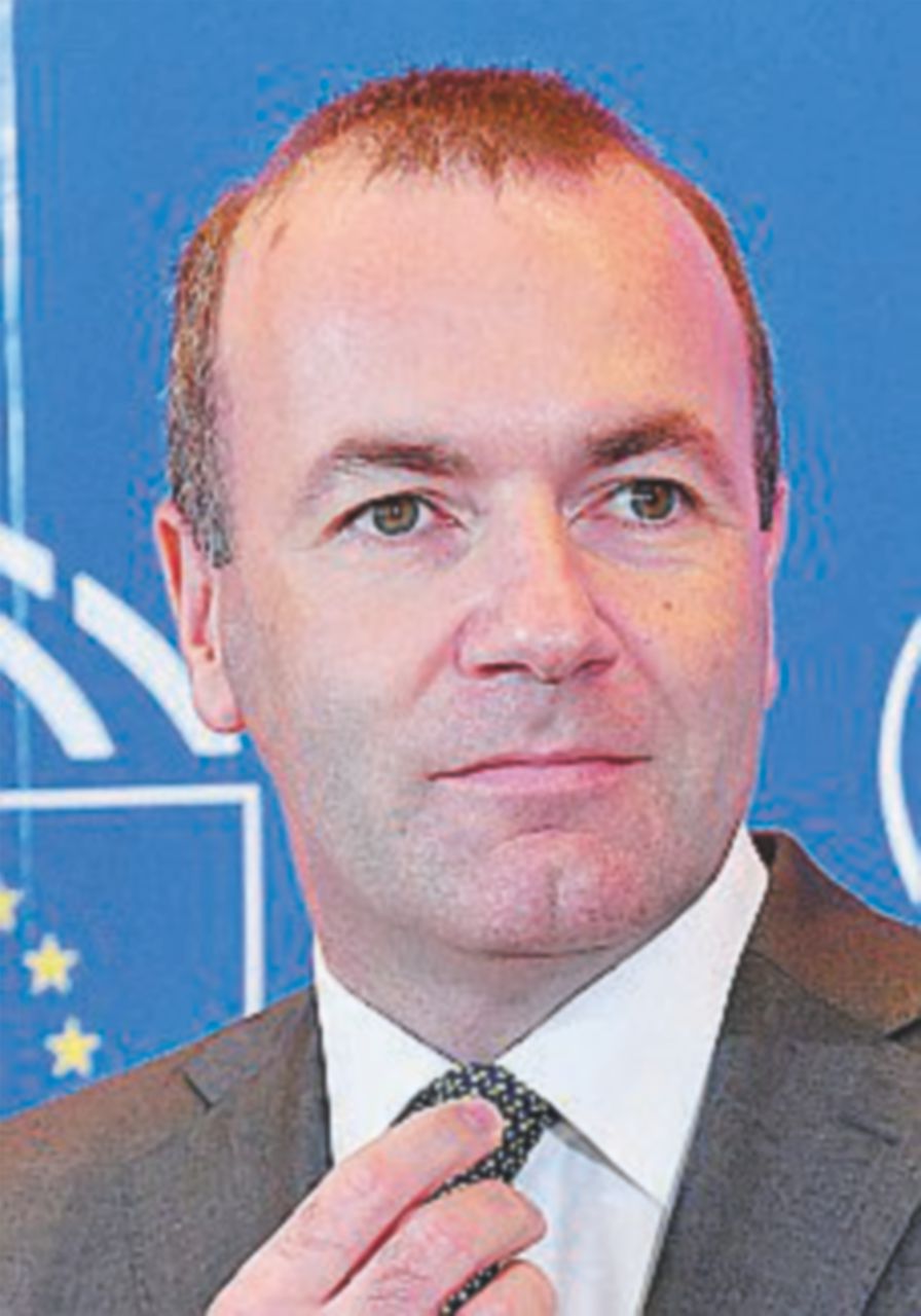 L’uomo della Merkel corre per la guida della Commissione Ue