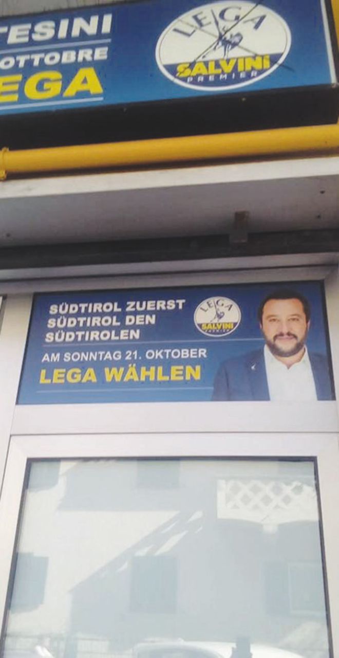 Lega Nord, “Prima gli italiani” addio: a Bolzano adesso Salvini parla tedesco