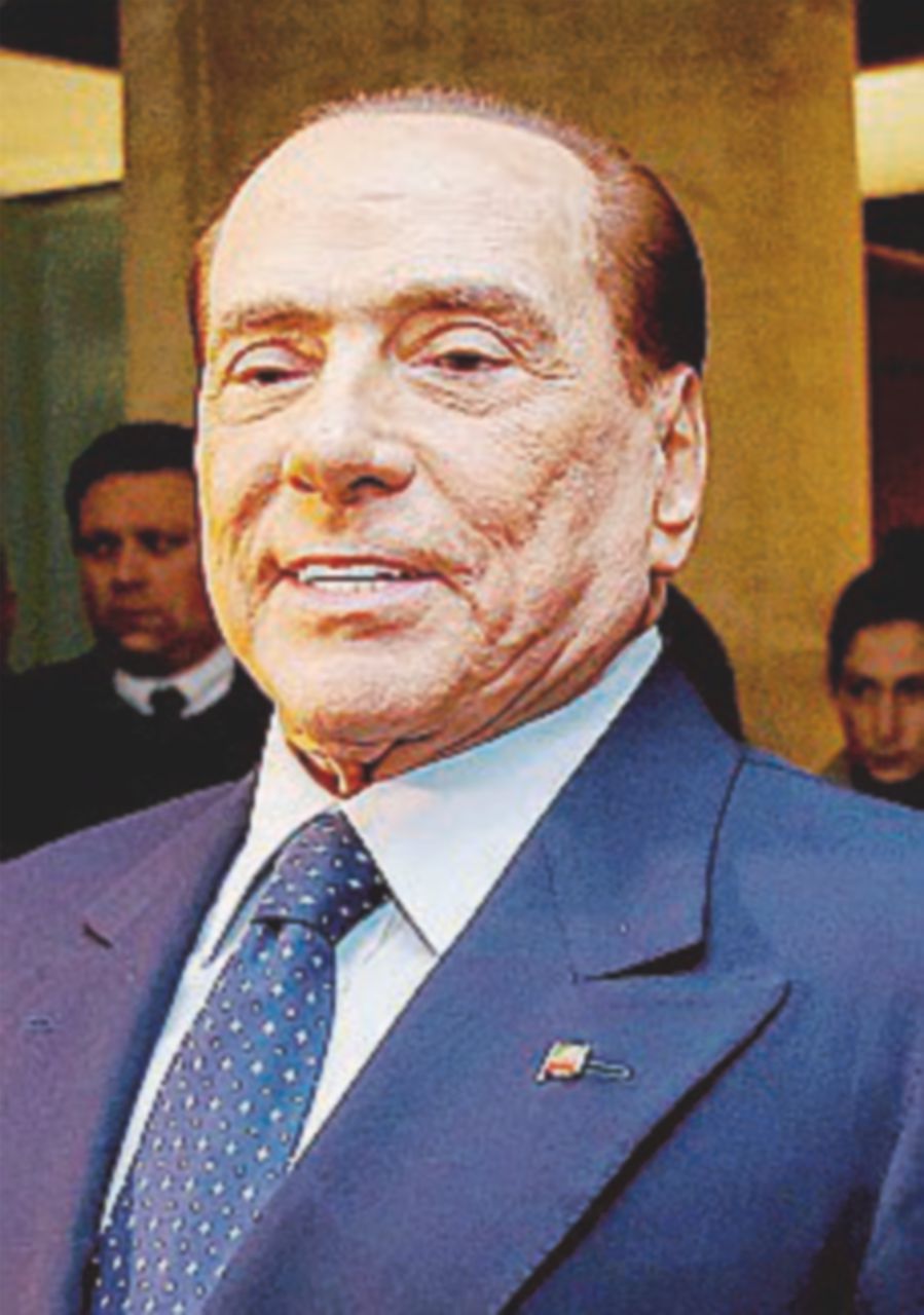 Berlusconi torna e gela l’ipotesi del partito unico