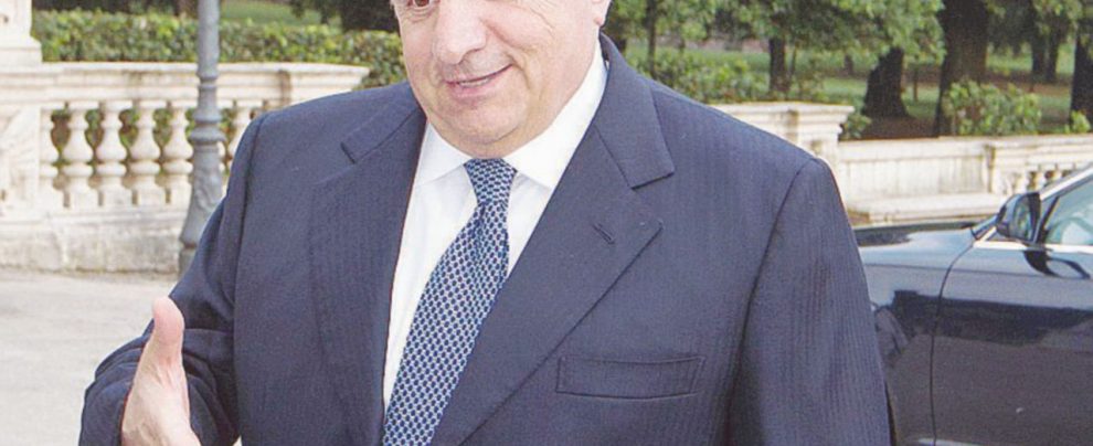 Al vertice - Carlo Toto, proprietario della società che ha in concessione l’autostrada tra Lazio e Abruzzo - Ansa “La A24 è sicura, anzi no”. Stop ai fondi. Le due versioni sulla Strada dei Parchi