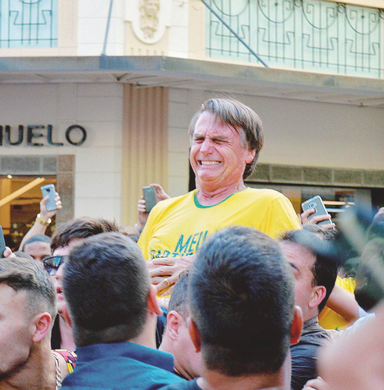 Copertina di Comizi, coltellate e colpi bassi: sono le elezioni, bellezza