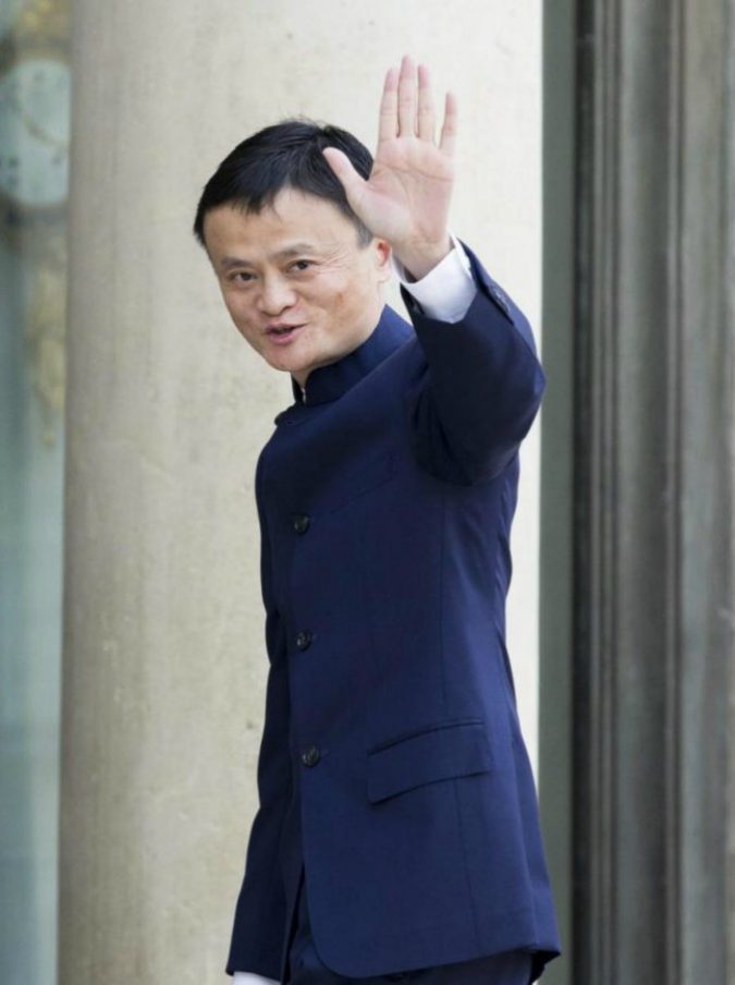 Jack Ma, l’uomo più ricco della Cina lascia Alibaba: “Non voglio morire in ufficio, meglio in spiaggia”