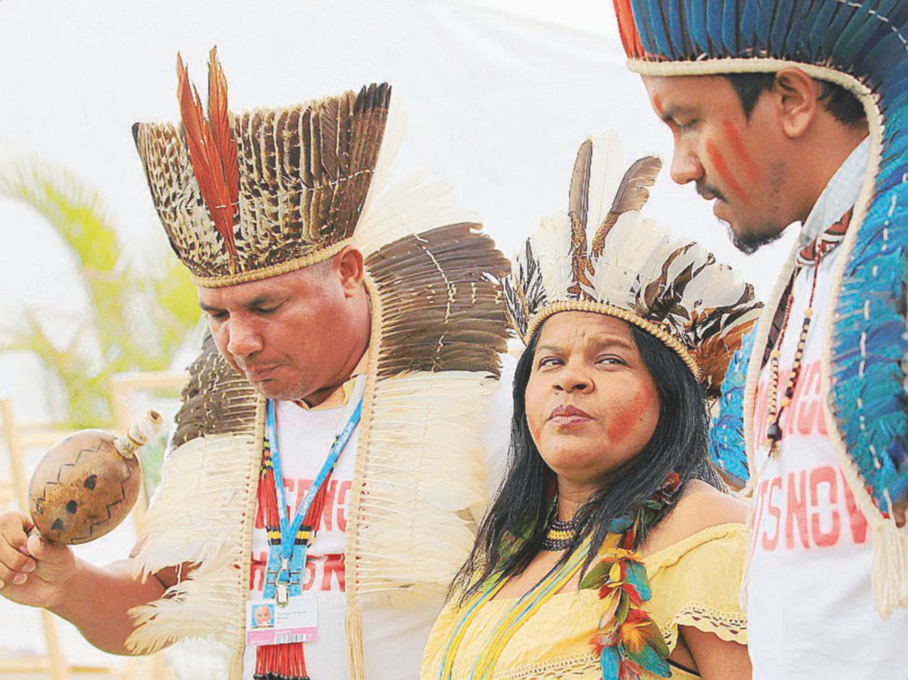 Copertina di “Elezioni, indios candidati per salvare le loro terre”
