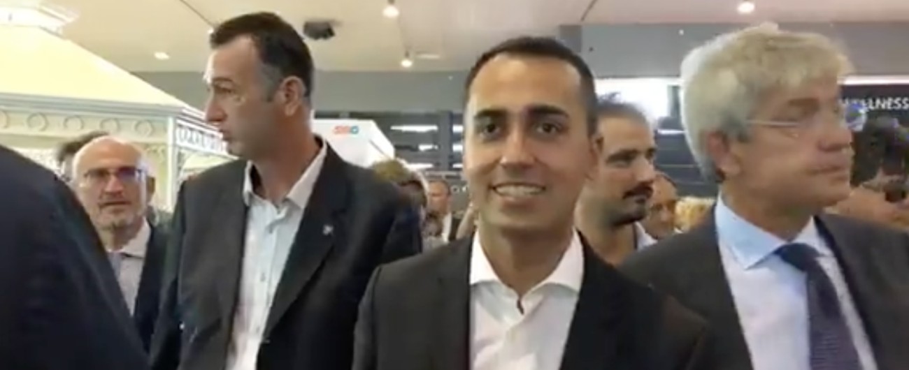 Copertina di Ponte Morandi, Di Maio: “Autostrade avrà una brutta sorpresa nei prossimi giorni”