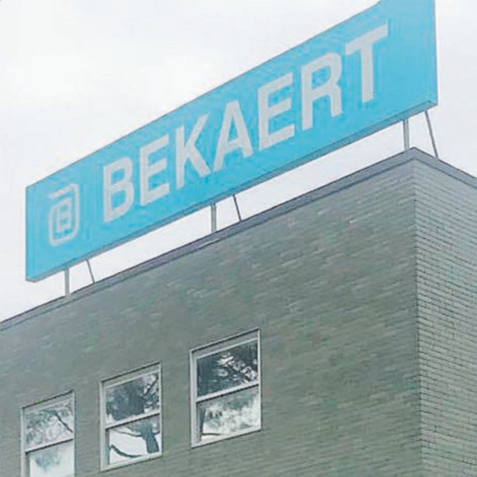 Senza prospettiva - Si va verso una misura tampone do-po la chiusu-ra dello stabilimento sen-za preavviso La multinazionale delocalizza in Romania, non resta che la Cig