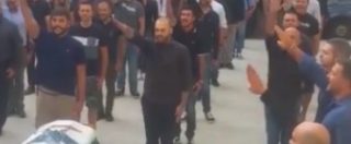 Sassari, saluto fascista al funerale: 23 persone identificate e denunciate