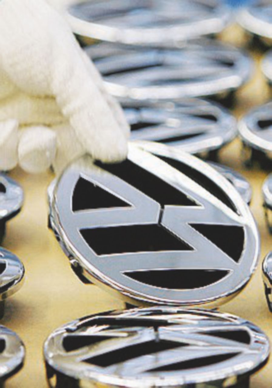 Copertina di Inizia il processo a Volkswagen: rischia 9 miliardi di multa