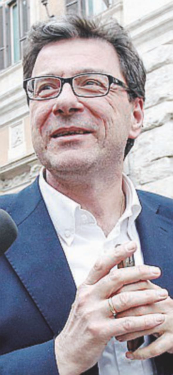 Al tavolo - Il sottosegretario Giorgetti Malagò minaccia i sindaci: “Così salta tutto”