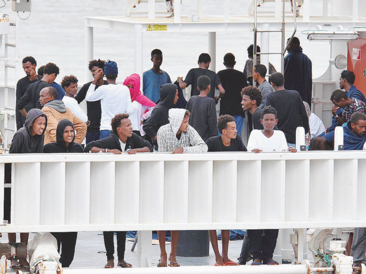 Copertina di Conte smentisce Salvini: “Il Viminale fu informato”