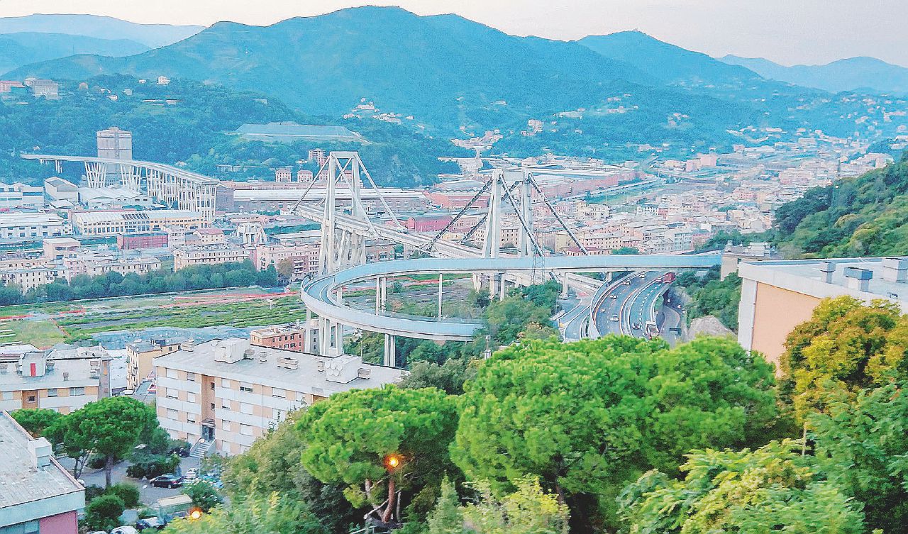 Il nuovo “muro” di Genova, la città divisa come Berlino