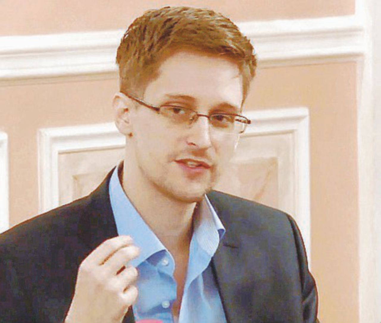 Riparo a Mosca - E. Snowden - Ansa Condannato il “grande fratello” inglese