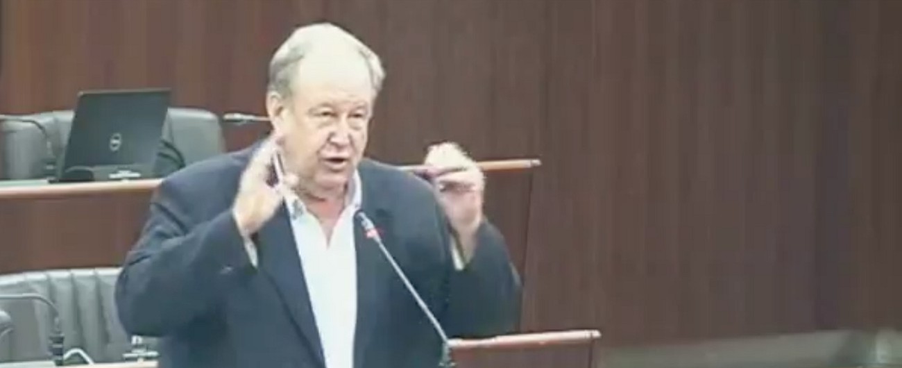 Copertina di Legionella, il leghista Mariani: “L’hanno portata i legionari dall’Africa”. Usuelli (Più Europa): “Teoria bislacca”