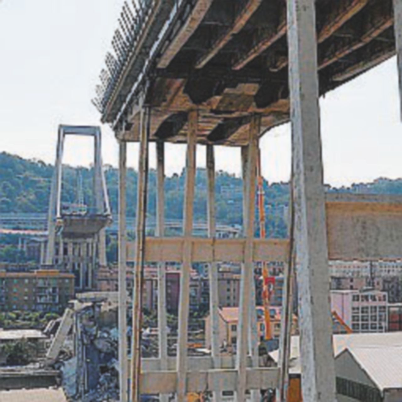 Ponte Morandi, la Finanza consegna ai pm altri 40 nomi