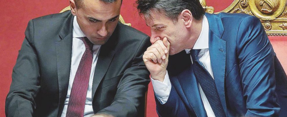 Movimento in trattativa - Il ministro del Lavoro, Luigi Di Maio e il presidente del Consiglio Giuseppe Conte - Ansa La “pace fiscale” della Lega è un condono continuato