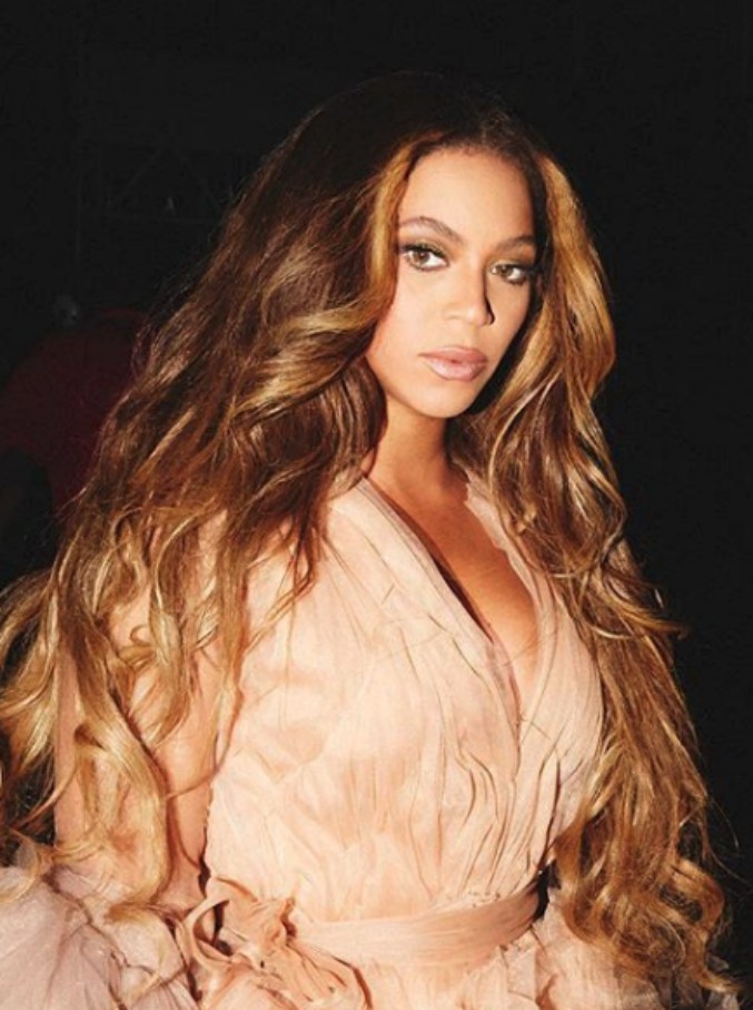 Copertina di I trucchi delle star per tornare in forma dopo le vacanze? Ecco quelli di Beyoncé, JLo e molte altre