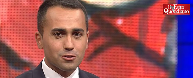 Copertina di Di Maio: “Il governo è compatto e per ora combatte. E’ pronto ddl per tagliare 345 parlamentari”