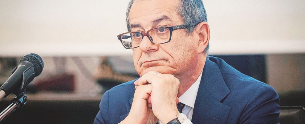 L’uomo dei conti - Il ministro, Giovanni Tria - Ansa Tria va alla guerra del deficit per evitare lo scontro con l’Ue